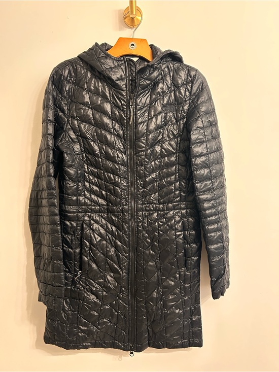 The North Face Jackets & Blazers - The North Face Black Quilted Hooded Puffer Coat